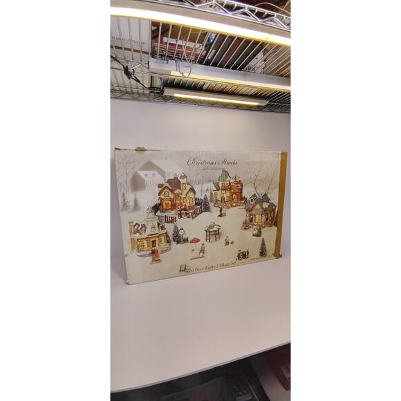 Christmas Streets 2005 Vintage Village Decor porcelain Xmas Lights 20 Piece - Picture 3 of 9